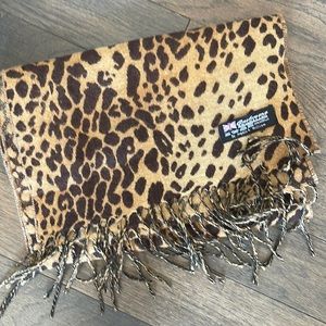 Pashmina Cashmere like Cheetah Scarf